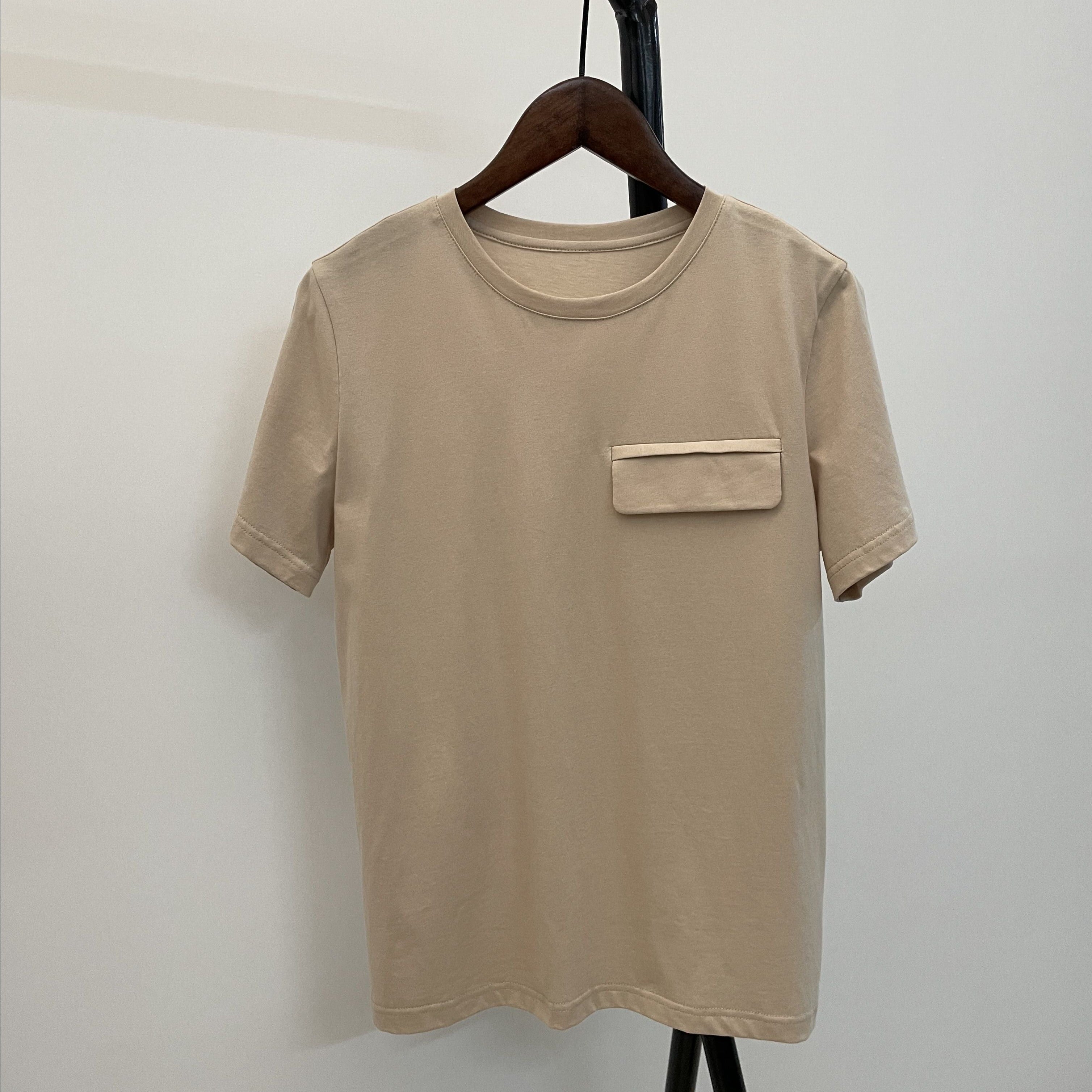 Damski klasyczny T-shirt